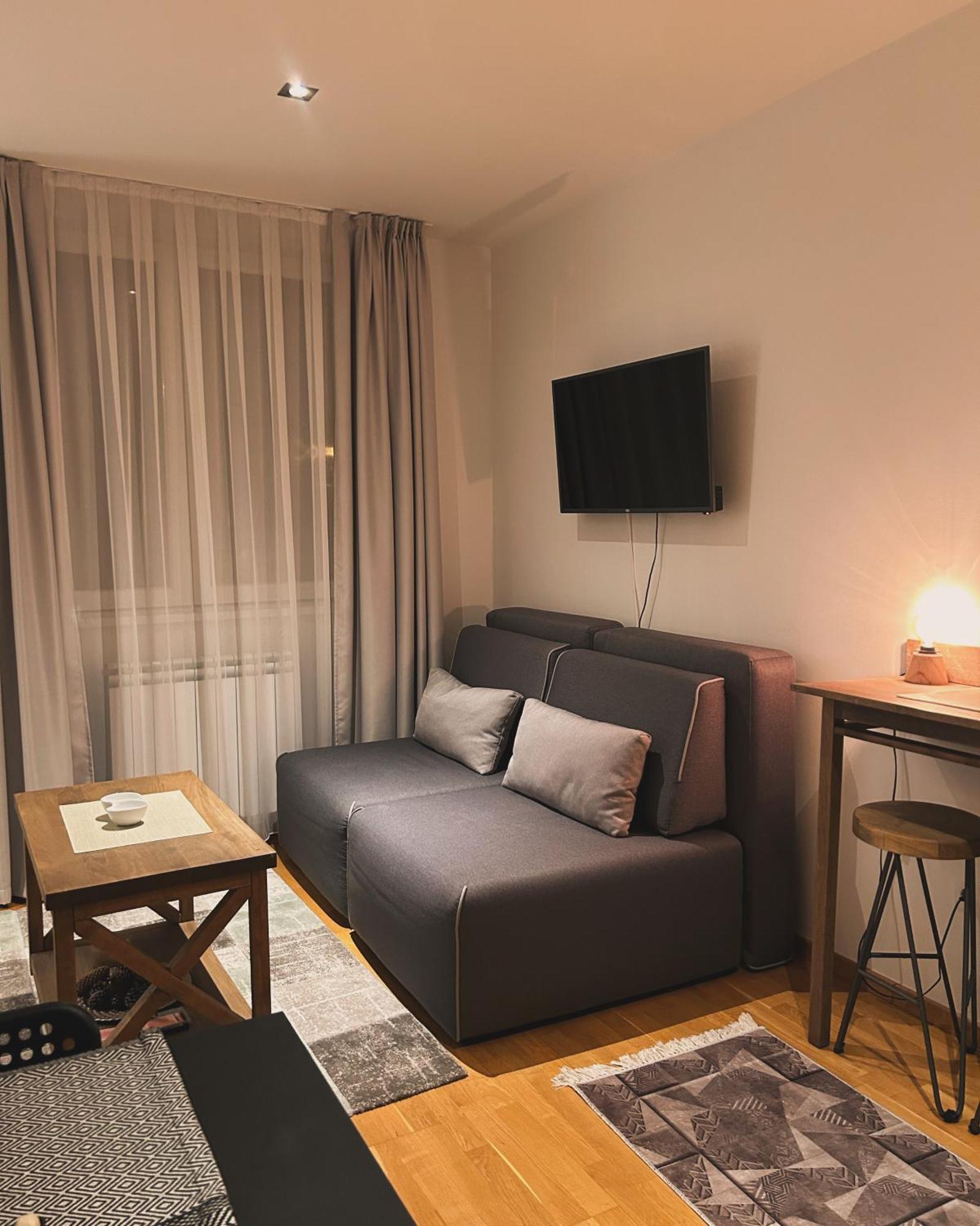 Falling Star Apartman Brzeće מראה חיצוני תמונה